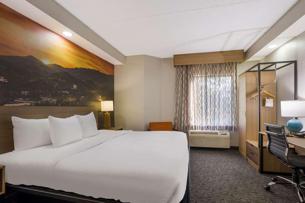 Clarion Pointe Sevierville-Pigeon Forge Bilik gambar