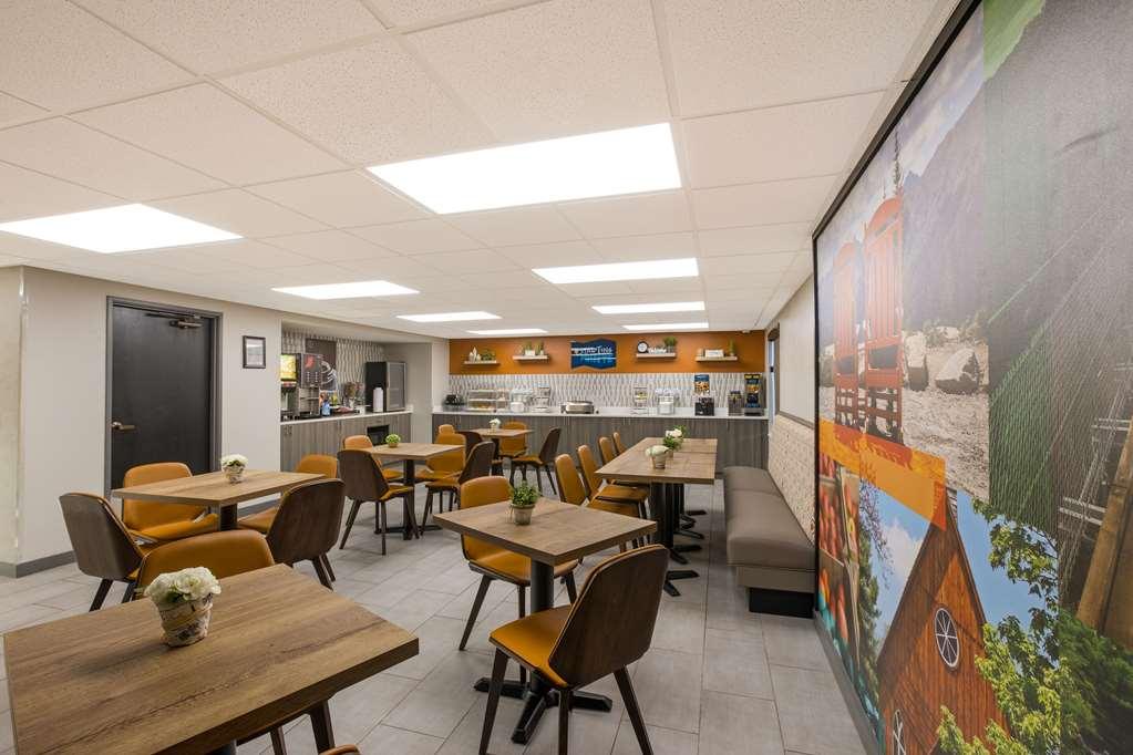 Clarion Pointe Sevierville-Pigeon Forge Restoran gambar